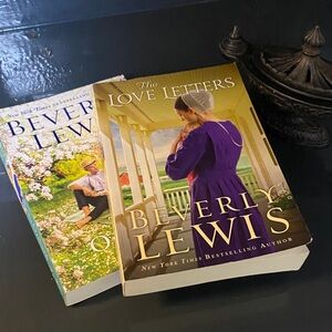 Beverly Lewis Book Set